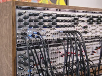 Joranalogue Behind The Scenes